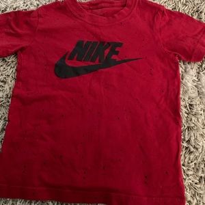 Nike paint splattered shirt 🔥